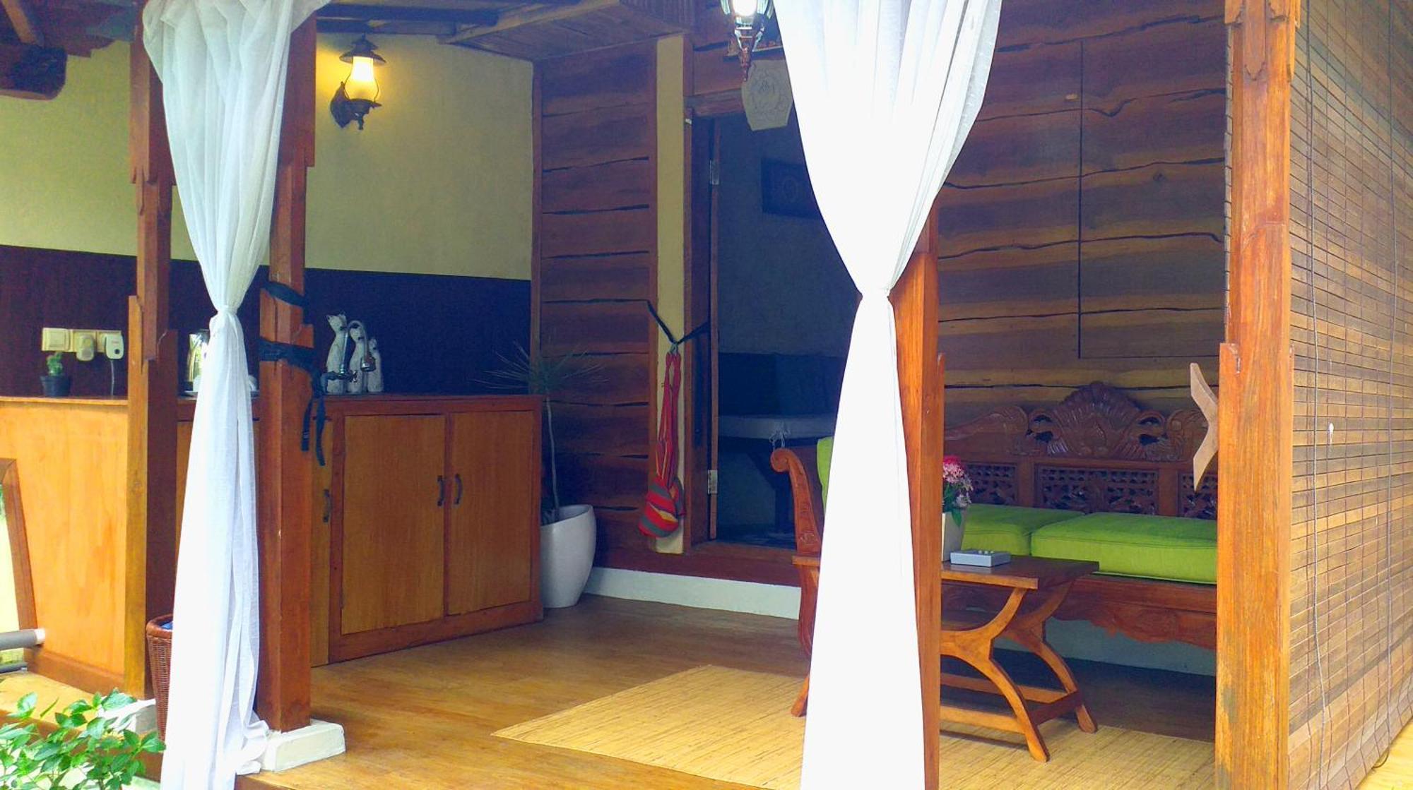 Lafyu Bali Hotel ซีงาราจา ภายนอก รูปภาพ