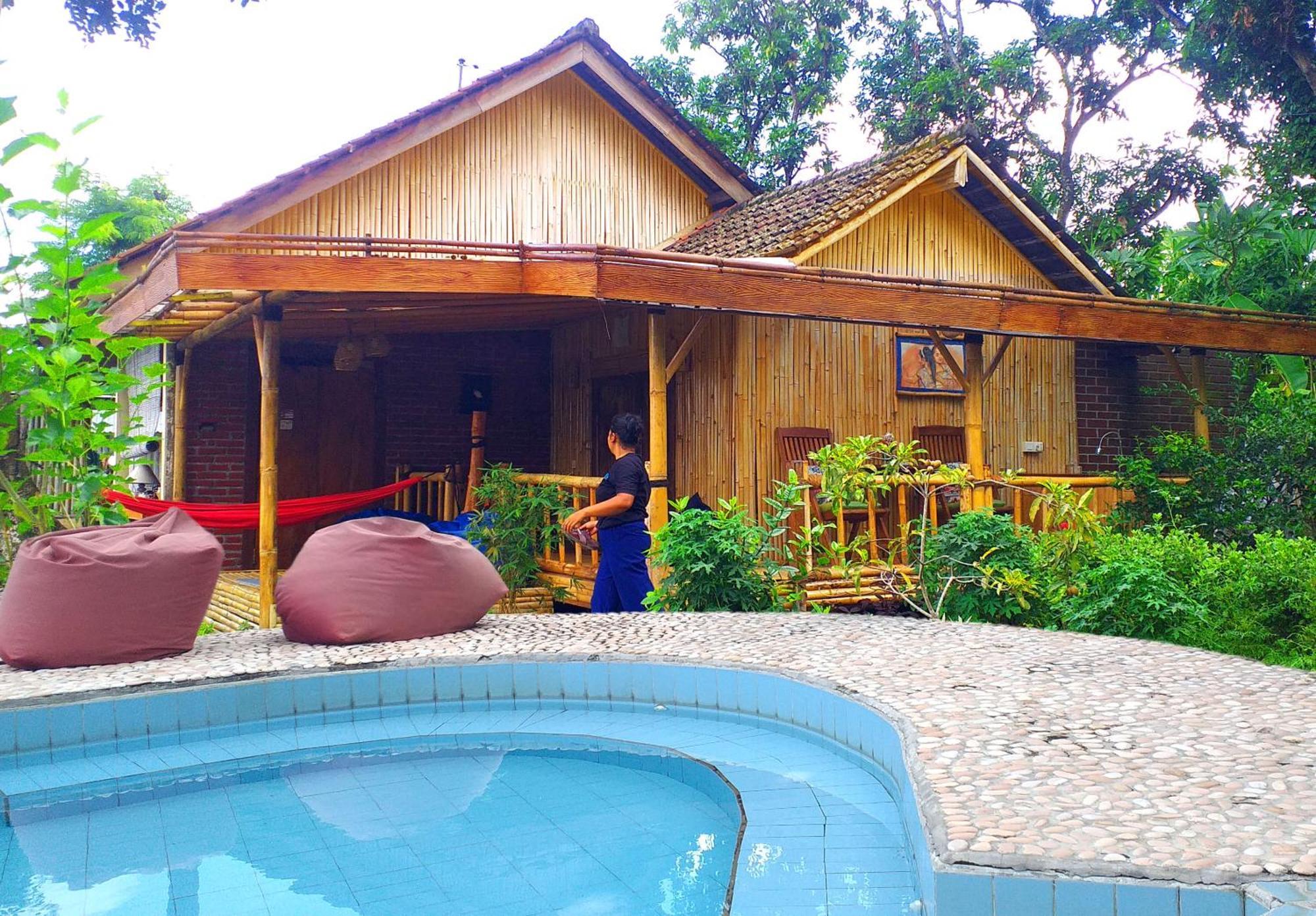 Lafyu Bali Hotel ซีงาราจา ภายนอก รูปภาพ