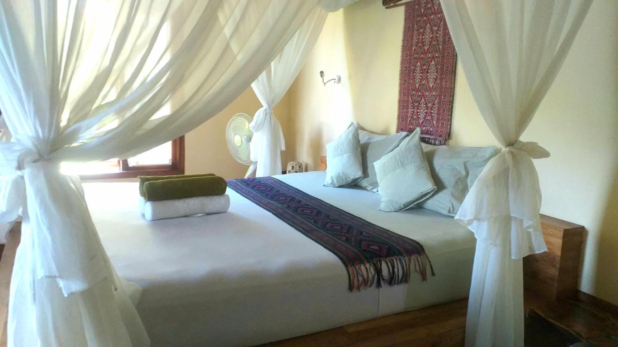 Lafyu Bali Hotel ซีงาราจา ภายนอก รูปภาพ