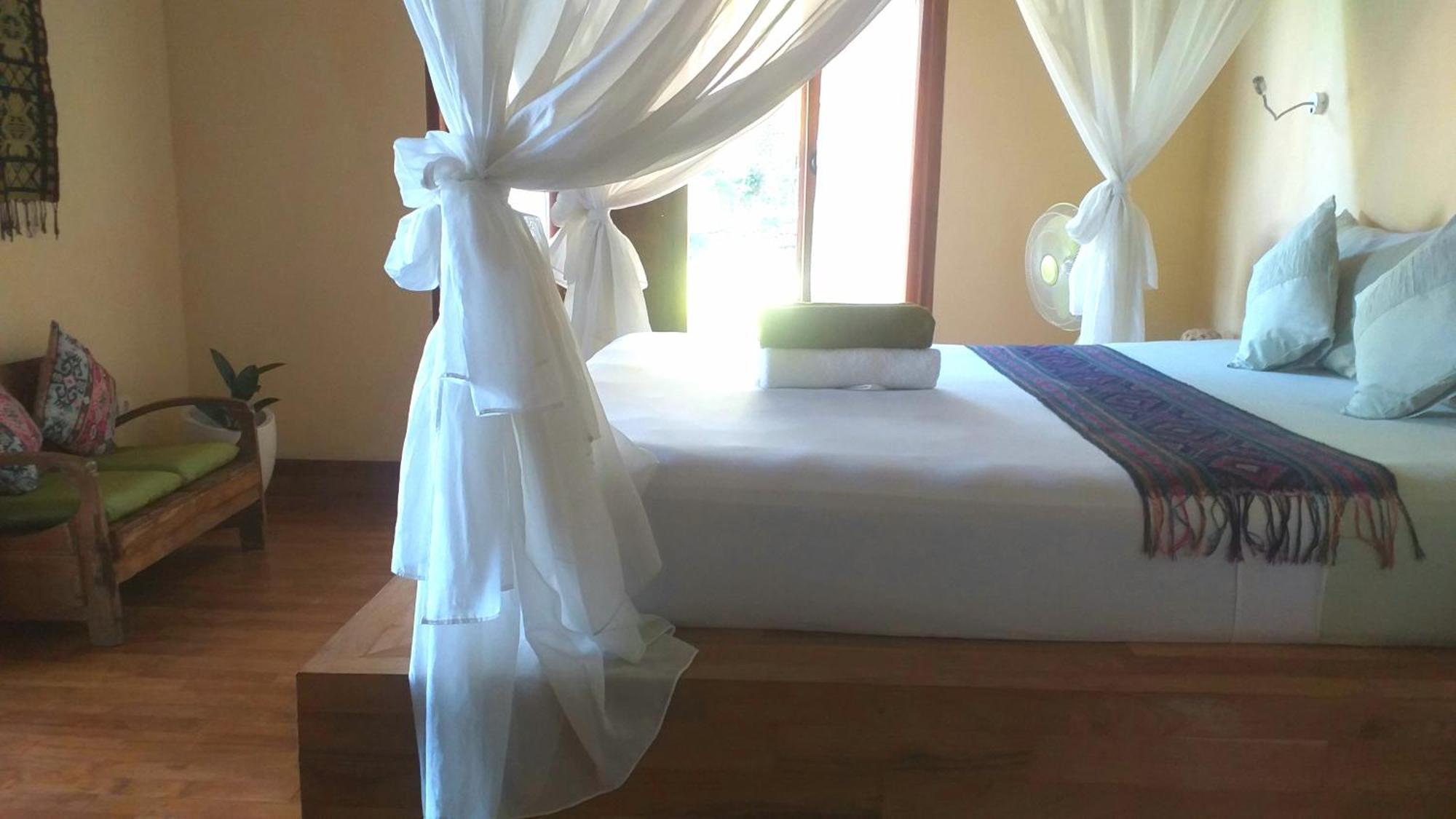 Lafyu Bali Hotel ซีงาราจา ภายนอก รูปภาพ