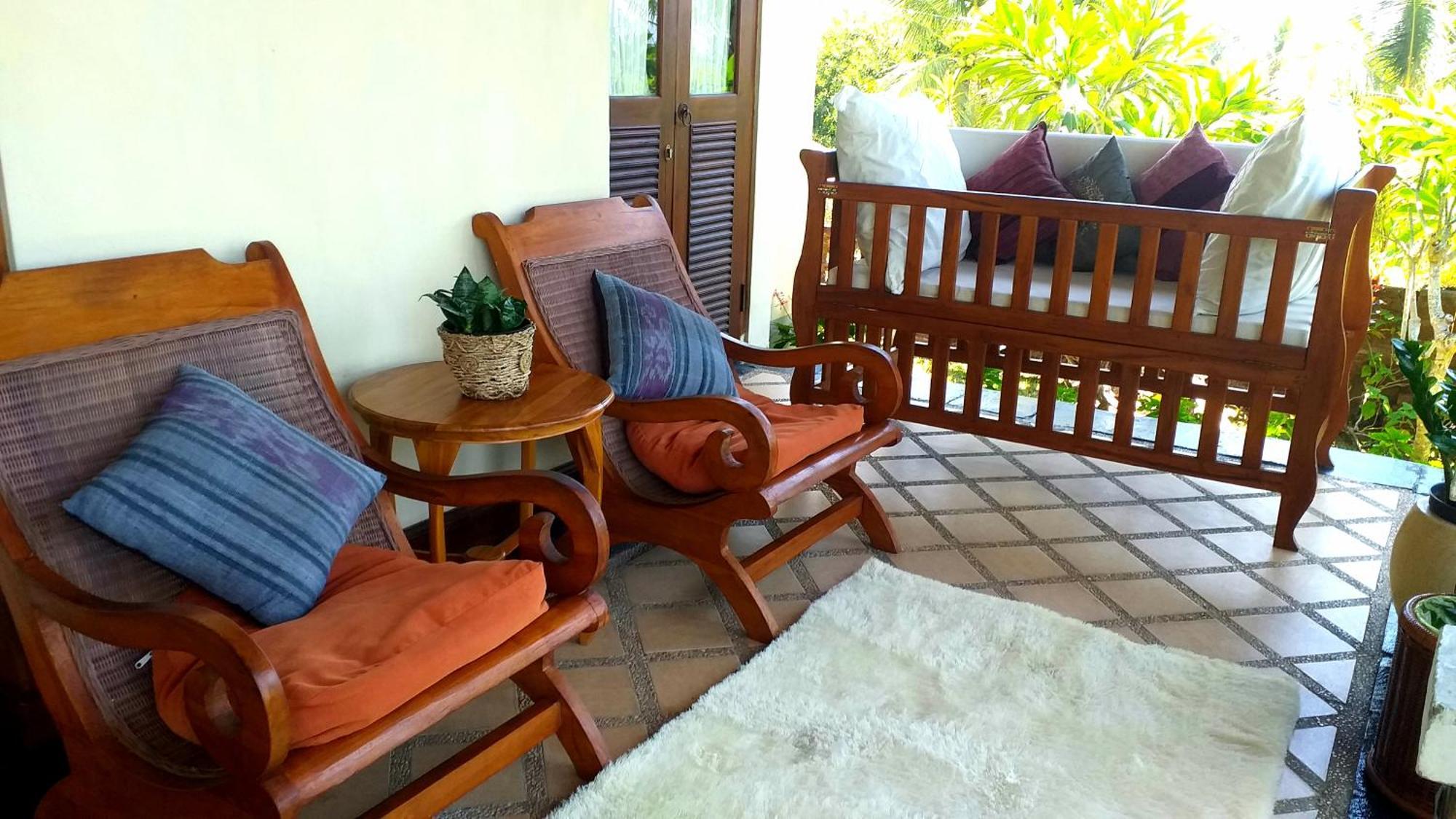 Lafyu Bali Hotel ซีงาราจา ภายนอก รูปภาพ