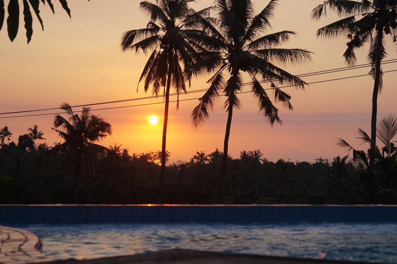 Lafyu Bali Hotel ซีงาราจา ภายนอก รูปภาพ