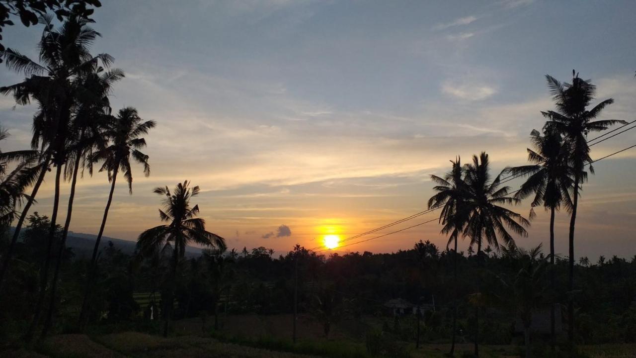 Lafyu Bali Hotel ซีงาราจา ภายนอก รูปภาพ